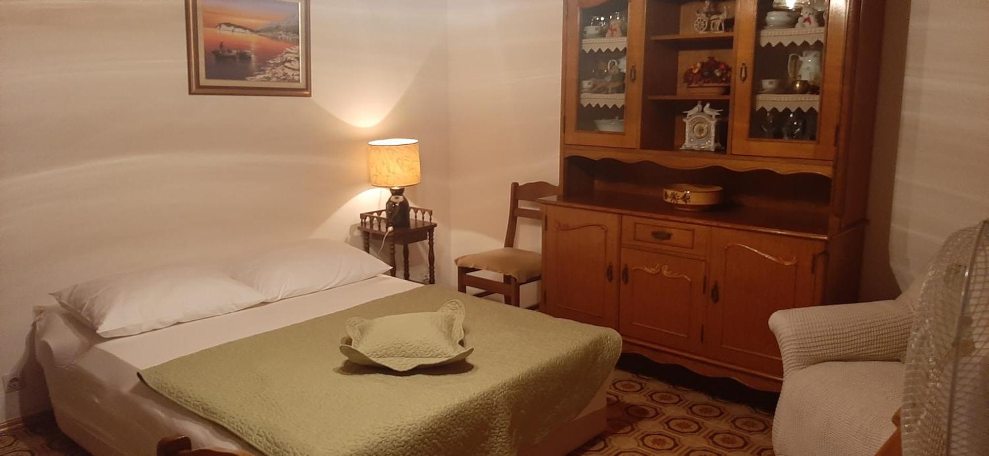 Guest House Fenix Brela Rum bild